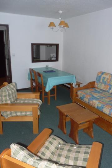 Flat in Le praz de lys - taninges for   6 •   private parking 