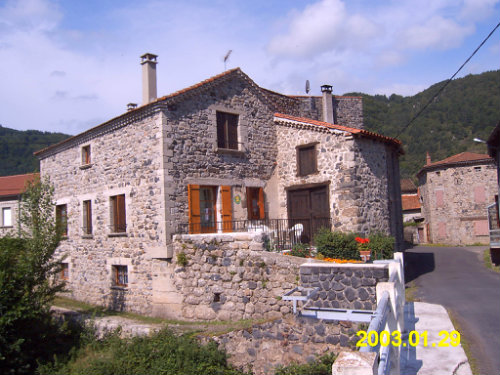 Gite in Prades voor  6 •   3 slaapkamers 