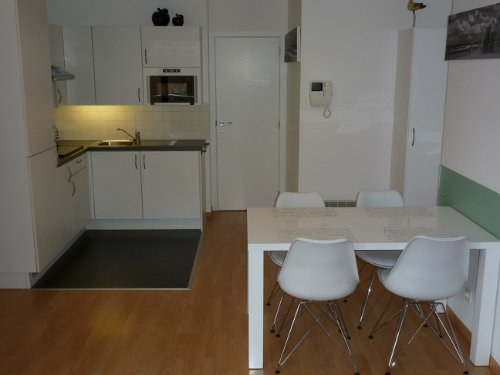 Flat in Oostende for   4 •   private parking 