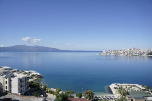 Flat in Saranda for   6 •   view on sea 