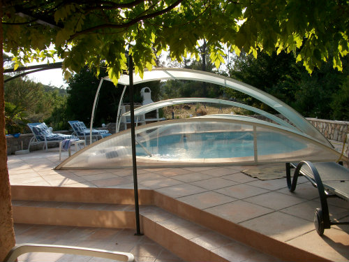 Gite  Le thoronet pour  2 •   avec piscine prive 