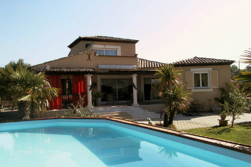 House in Pourrieres for   6 •   with private pool 