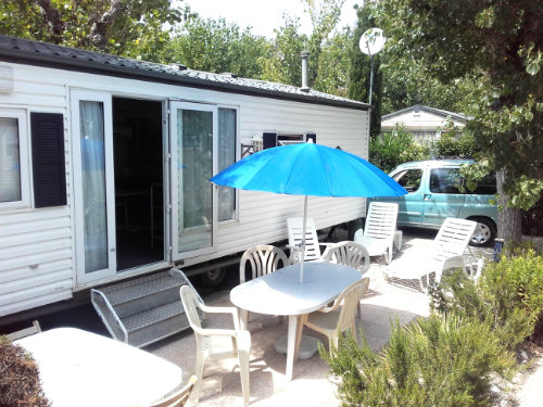Mobil-home à Antibes pour  4 •   2 chambres 
