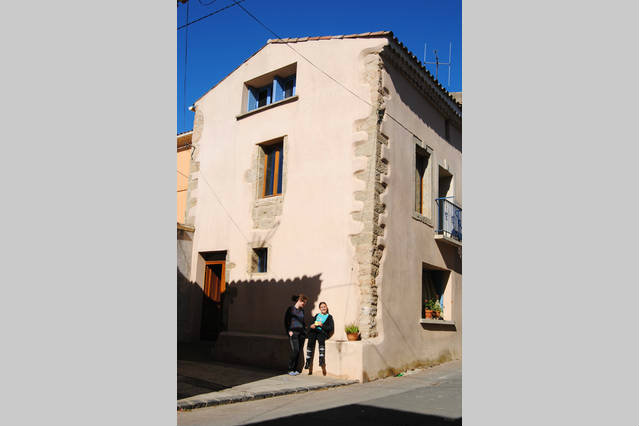 House in Pinet for   6 •   with balcony 