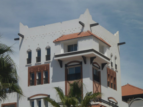 Flat in Agadir for   8 •   private parking 