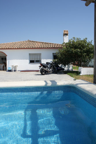 Casa en Chiclana de la frontera para  6 •   animales aceptados (perro, gato...) 