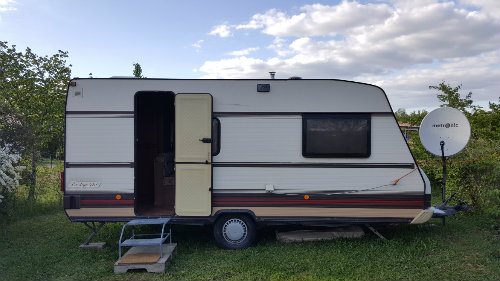 Caravane  Vaissac pour  1 •   avec terrasse 