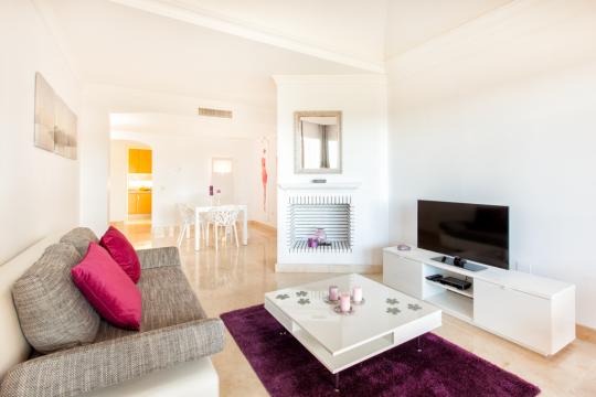 Appartement in Elviria marbella voor  6 •   uitzicht op zee 