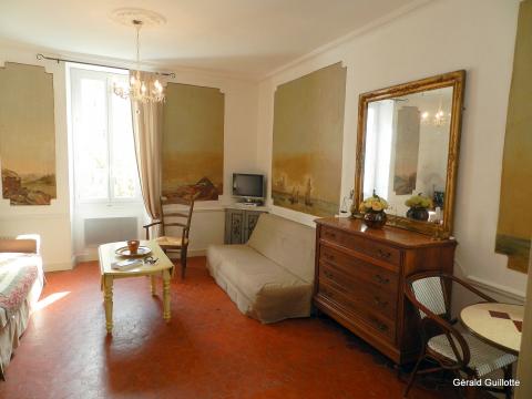 Flat in Lourmarin - Vacation, holiday rental ad # 53395 Picture #2 thumbnail