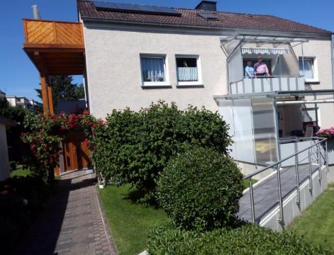 Haus in Beverungen fr  6 •   Privat Parkplatz 