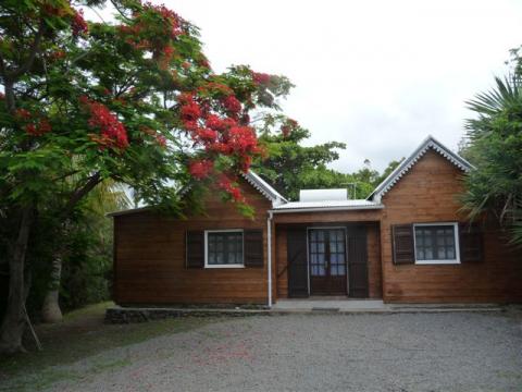 Casa rural en St leu para  4 •   vista al mar 