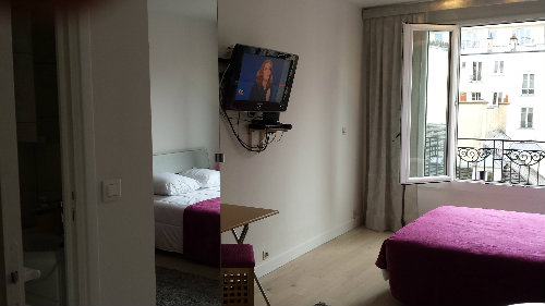 Studio in Paris - Vacation, holiday rental ad # 53970 Picture #11 thumbnail