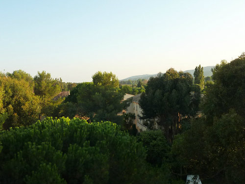 Flat in Fréjus - Vacation, holiday rental ad # 54014 Picture #7 thumbnail