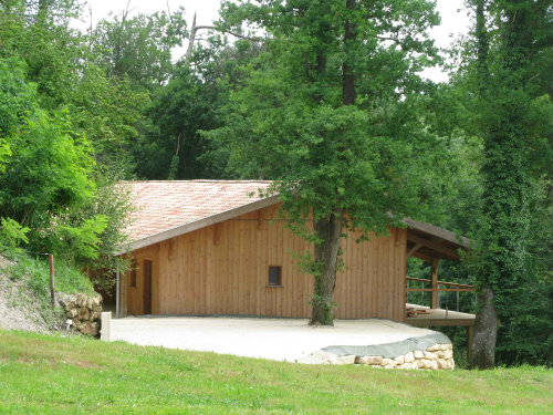 Gite  Les artigues de lussac pour  6 •   avec terrasse 