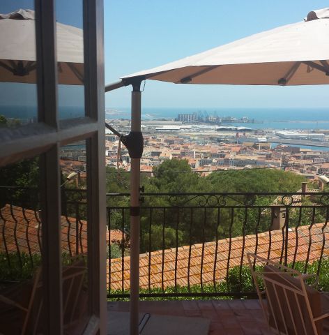 Appartement in Sète voor  6 •   uitzicht op zee 