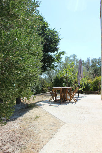 Gite in Uzes (le figuier) fr  5 •   Privat Parkplatz 