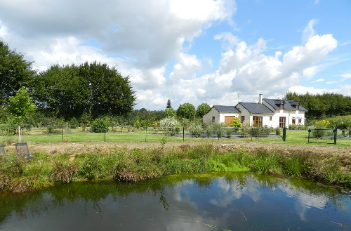 Huis in Esquhries voor  6 •   met terras 