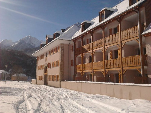 Appartement  Luz saint sauveur pour  5 •   avec piscine partage 