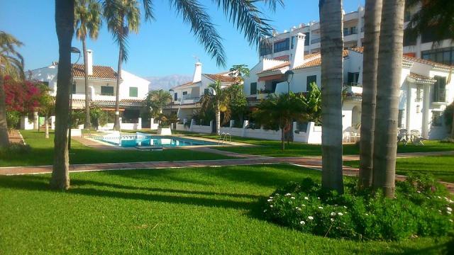 Casa en Malaga para  5 •   vista al mar 