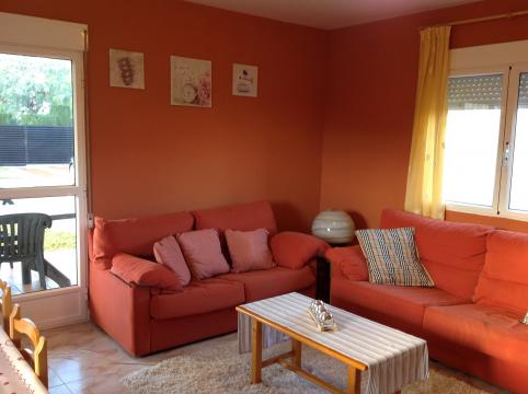 Casa en Calafat para  6 •   con piscina privada 