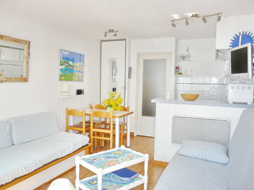 Flat in Saint raphael - Vacation, holiday rental ad # 55358 Picture #2 thumbnail