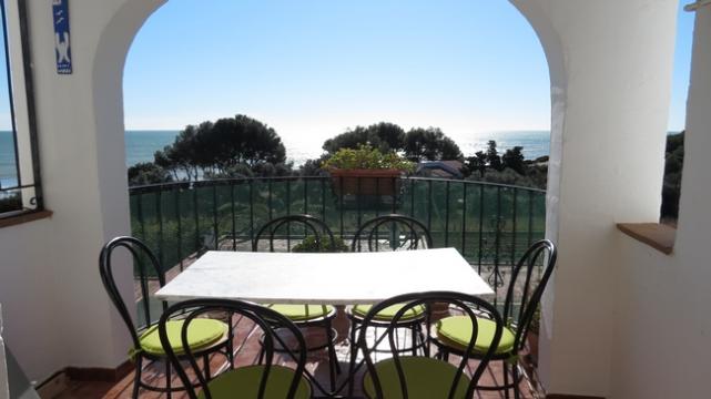 Apartamento en Peiscola para  6 •   vista al mar 