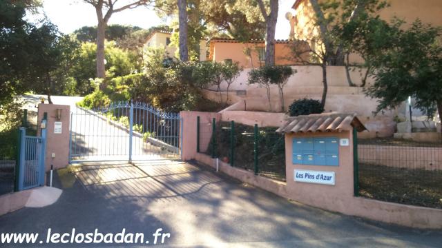 House in Ste maxime for   6 •   view on sea 