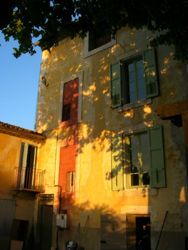 House in Apt for   6 •   private parking 