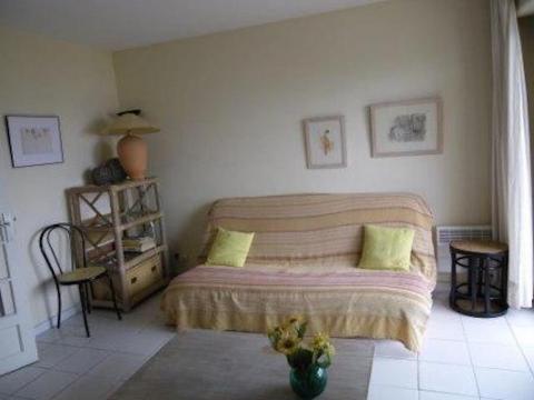 Flat in 83700 - Vacation, holiday rental ad # 55850 Picture #1 thumbnail