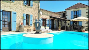 Maison à Savignac de duras pour  6 •   avec piscine privée 