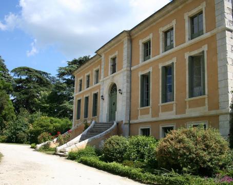 Castle in Agen for   15 •   luxury home 