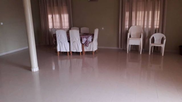 Apartamento en Ouagadougou - Detalles sobre el alquiler n56188 Foto n3