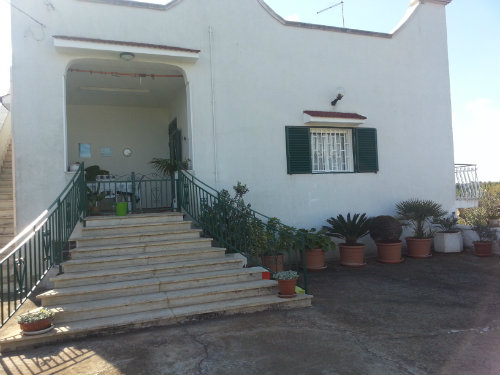 House in Ostuni (br) italie for   4 •   private parking 