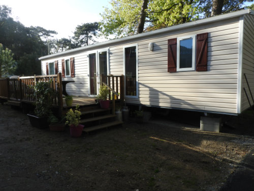 Mobile home in Saint-brvin les pins for   8 •   with shared pool 