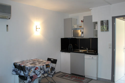 Studio in Nice - Vacation, holiday rental ad # 57023 Picture #2 thumbnail