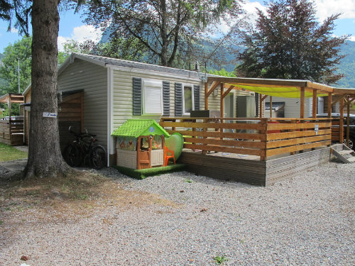 Mobile home in Samoens for   6 •   private parking 