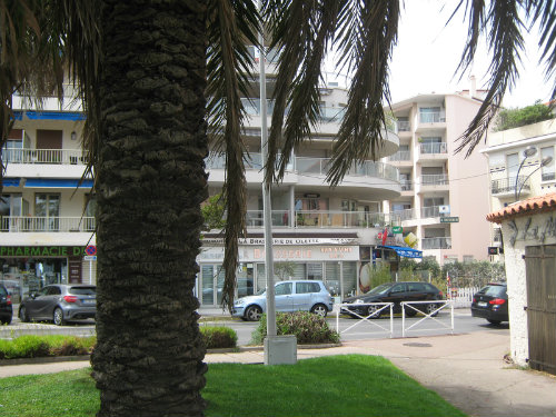 Appartement à Antibes - Location vacances, location saisonnière n°57214 Photo n°16 thumbnail