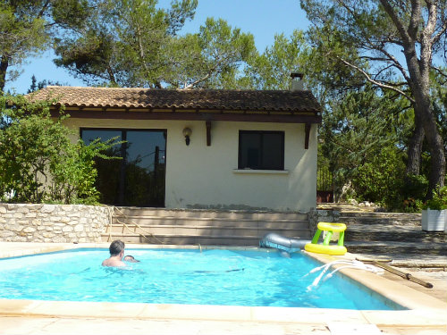 Gite in Orgon for   2 •   with shared pool 