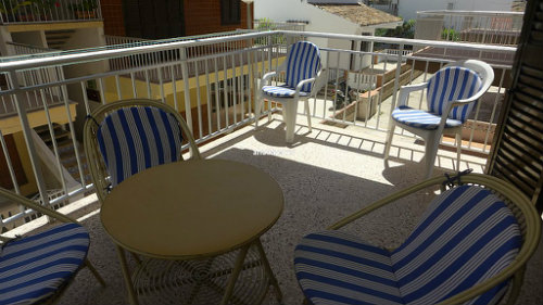 Apartamento en Oliva para  6 •   con terraza 