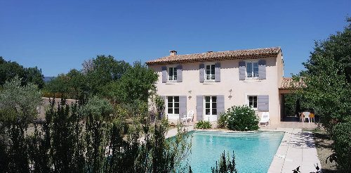 Gite in La tour-d'aigues for   8 •   with private pool 