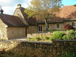 Gite  Archignac pour  5 •   avec terrasse 