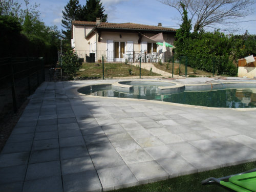 Maison  Ruoms (07120) pour  16 •   avec piscine prive 