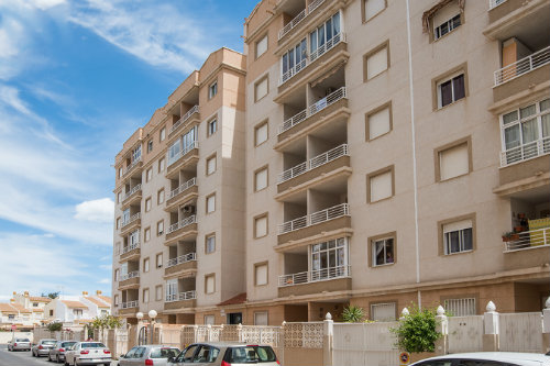 Apartamento en Torrevieja para  6 •   vista al mar 