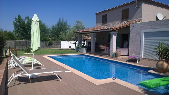 Casa en Les pennes mirabeau para  8 •   3 estrellas 
