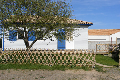 Gite  Brem sur mer pour  4 •   avec terrasse 