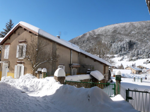 Gite  Saint agnan en vercors pour  8 •   avec terrasse 