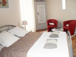 House in Chatelaillon-plage for   4 &bull;   &bull;  private parking 