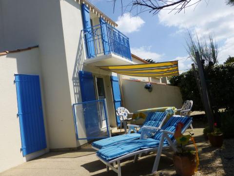 Huis in Brtignolles-sur-mer voor  4 •   uitzicht op zee 