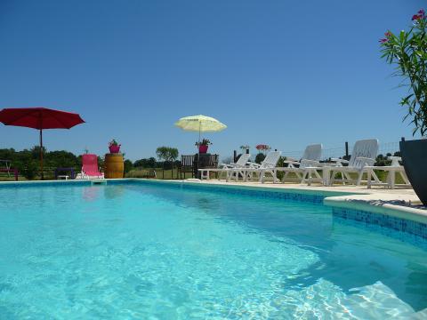 Gite  Montaud pour  5 •   avec piscine partage 