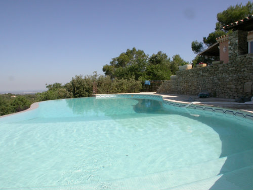 Gite in Venasque for   6 •   with private pool 